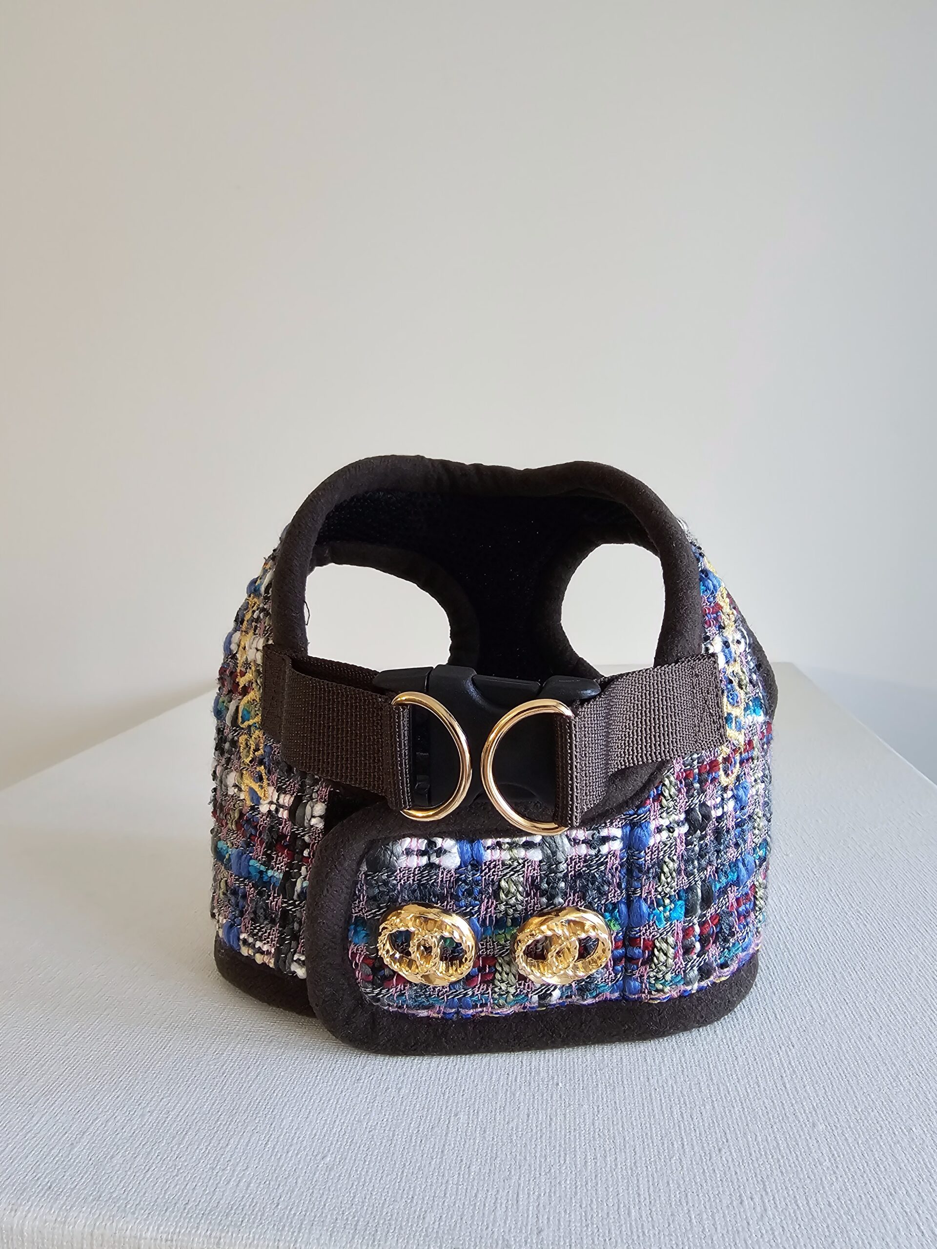 Szelki tweed z guzikami