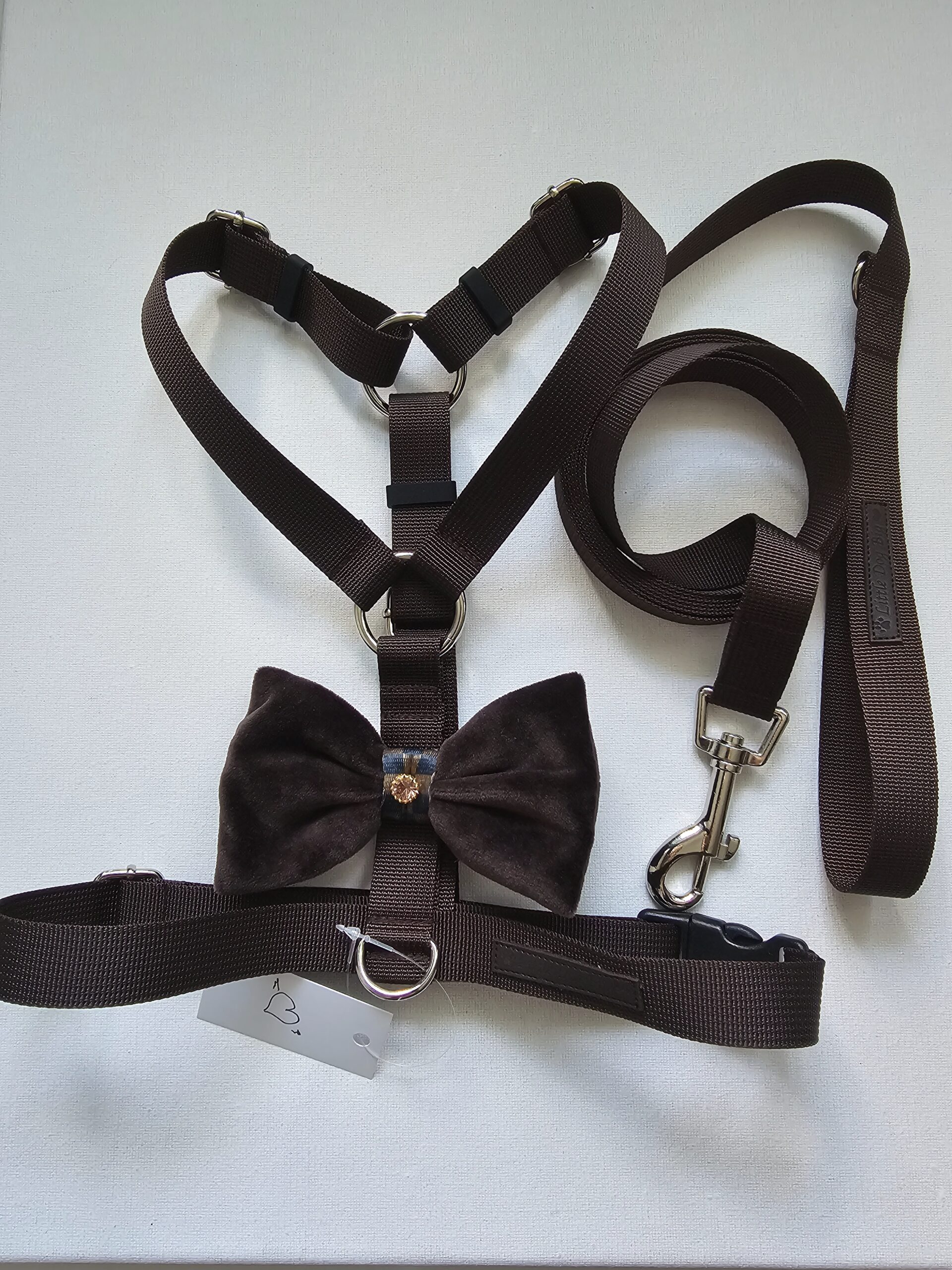 Smycz ciemno brązowa